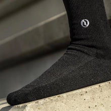 Cargar imagen en el visor de la galería, BASIC BLACK (5667805954206)